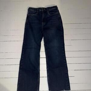 Pilcro high-rise slight flare